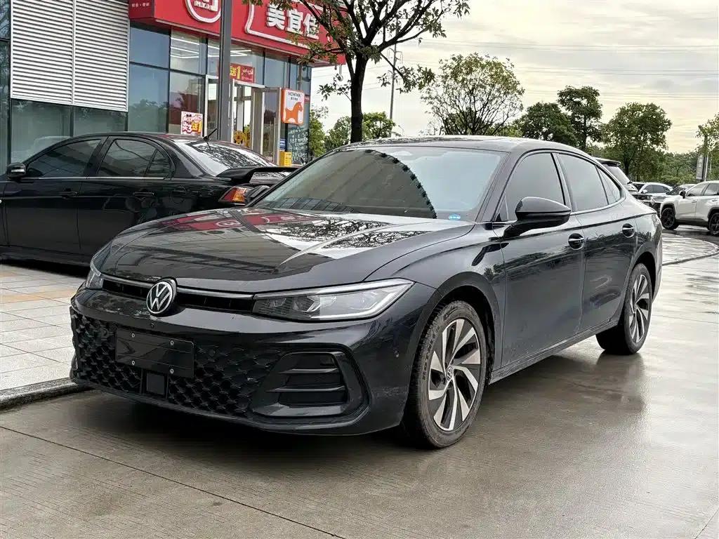 2025 Volkswagen Passat Pro 380TSI Starry Sky Dragon Edition — миниатюра 1