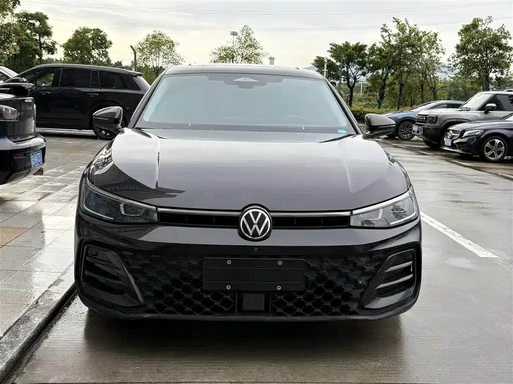 2025 Volkswagen Passat Pro 380TSI Starry Sky Dragon Edition — миниатюра 2