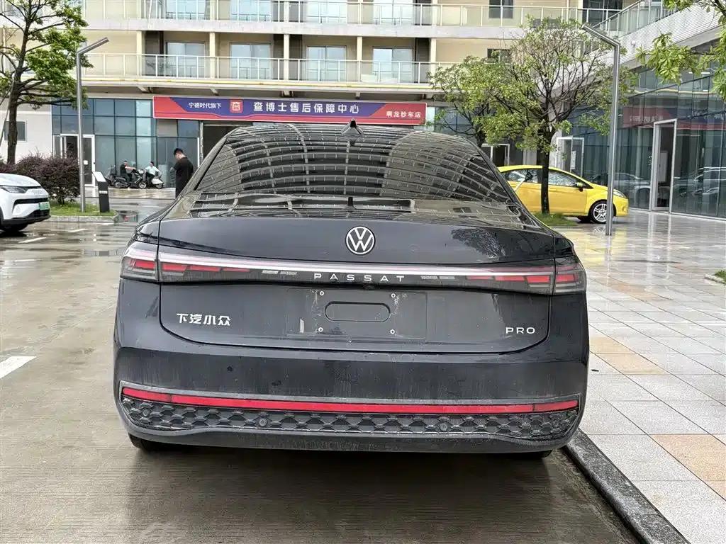 2025 Volkswagen Passat Pro 380TSI Starry Sky Dragon Edition — миниатюра 8