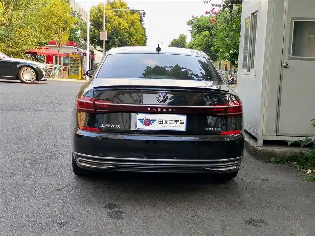 2024 Passat 380TSI Luxury Edition — миниатюра 5