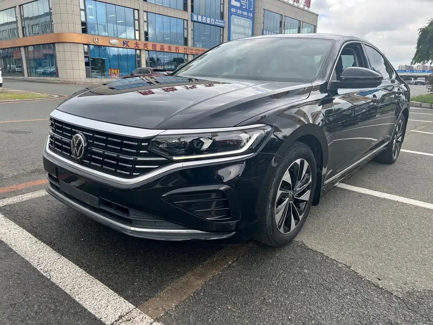 2023 Passat 280TSI Elite Edition — миниатюра 1
