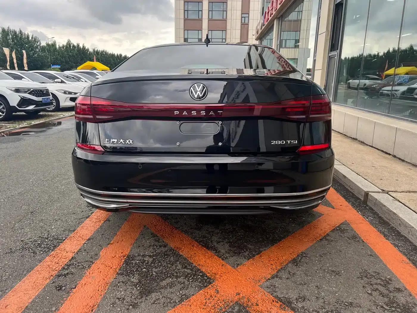 2023 Passat 280TSI Elite Edition — миниатюра 5