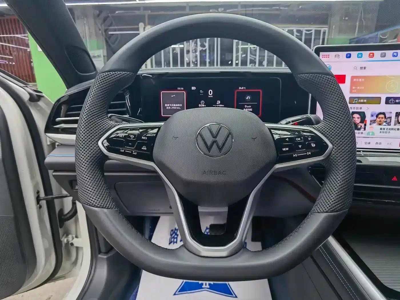 2025 Volkswagen Passat Pro 380TSI Starry Sky Dragon Edition — миниатюра 10
