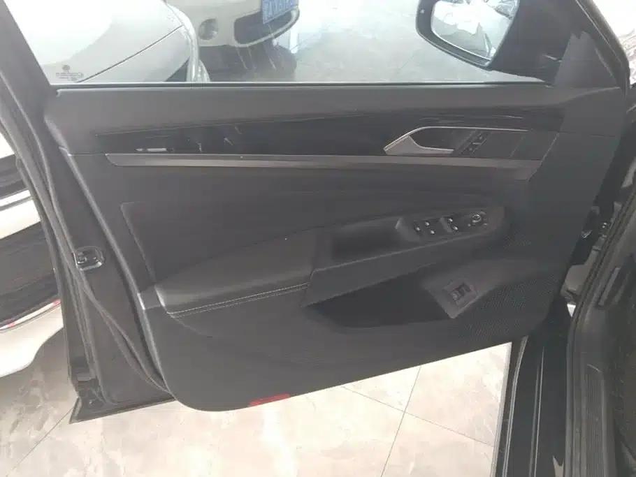 2022 Volkswagen Passat 280TSI Business Edition — миниатюра 7