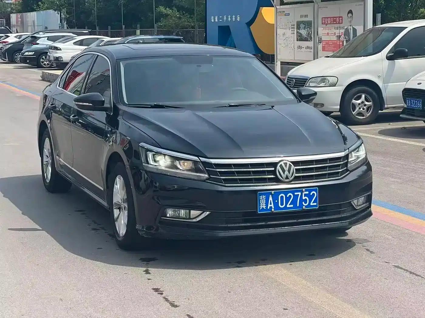 2015 Passat 1.8TSI Automatic Premium Edition — миниатюра 3