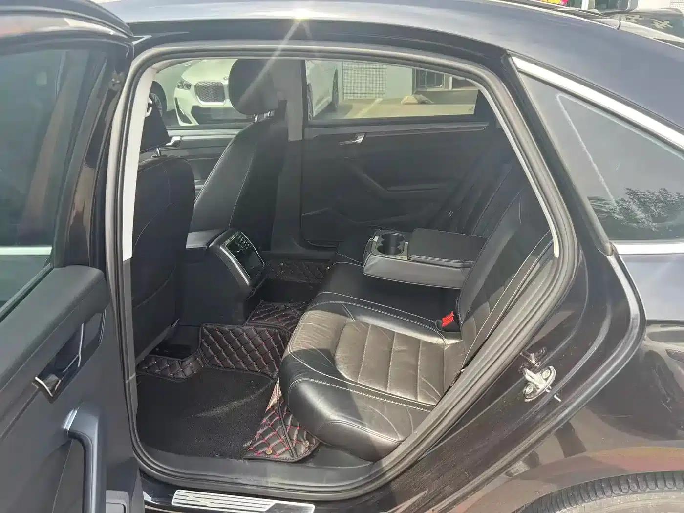 2015 Passat 1.8TSI Automatic Premium Edition — миниатюра 5