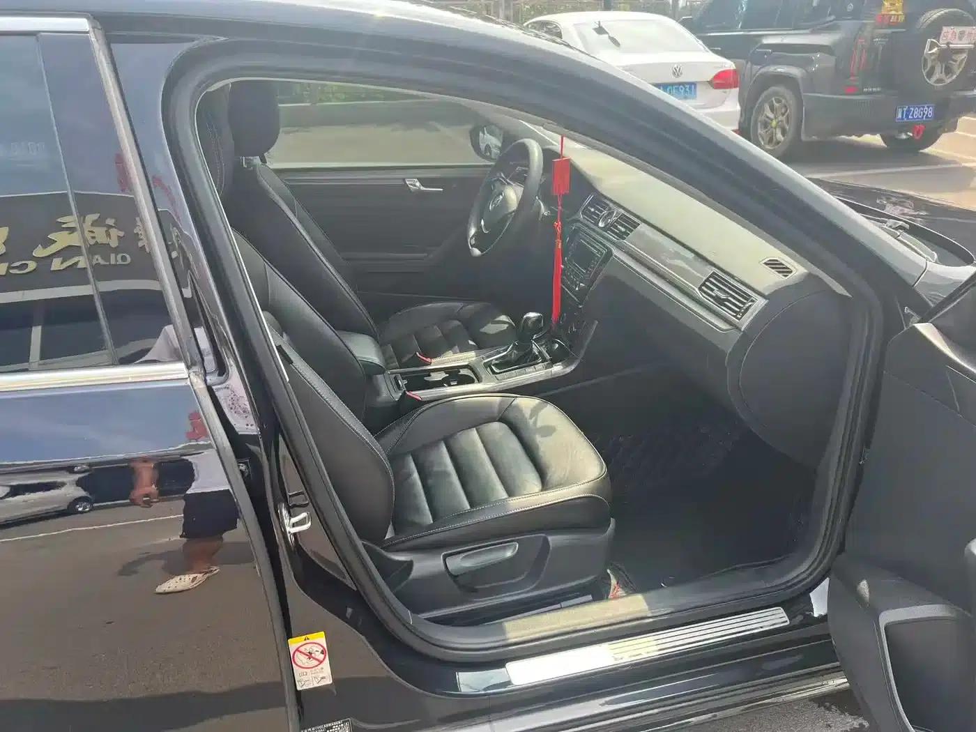 2015 Passat 1.8TSI Automatic Premium Edition — миниатюра 7