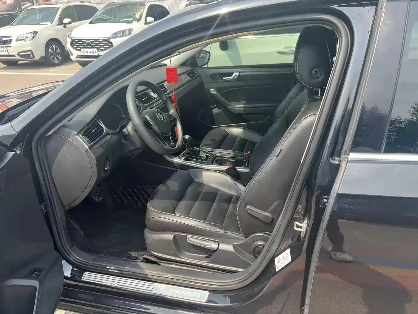 2015 Passat 1.8TSI Automatic Premium Edition — миниатюра 9