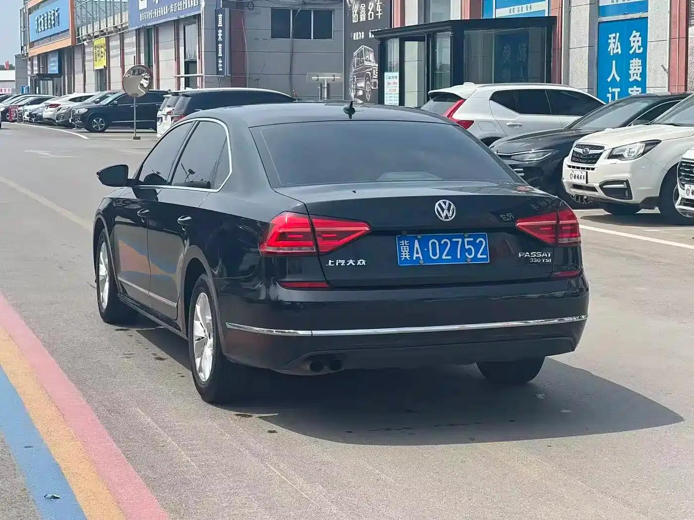 2015 Passat 1.8TSI Automatic Premium Edition — миниатюра 10