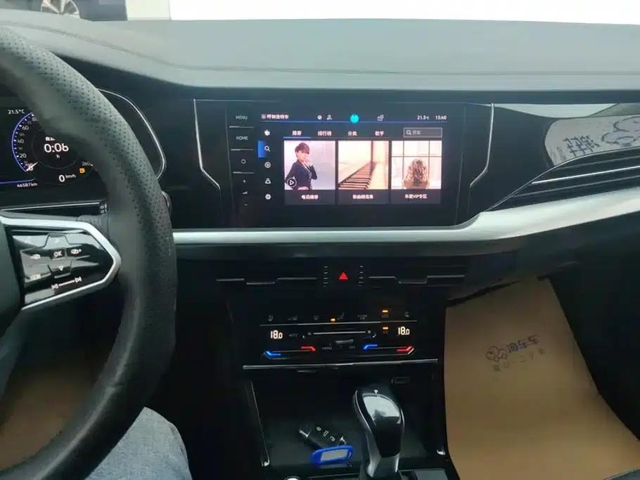 2023 Passat 330TSI Luxury Edition — миниатюра 13