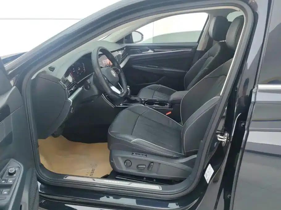 2023 Passat 330TSI Luxury Edition — миниатюра 9