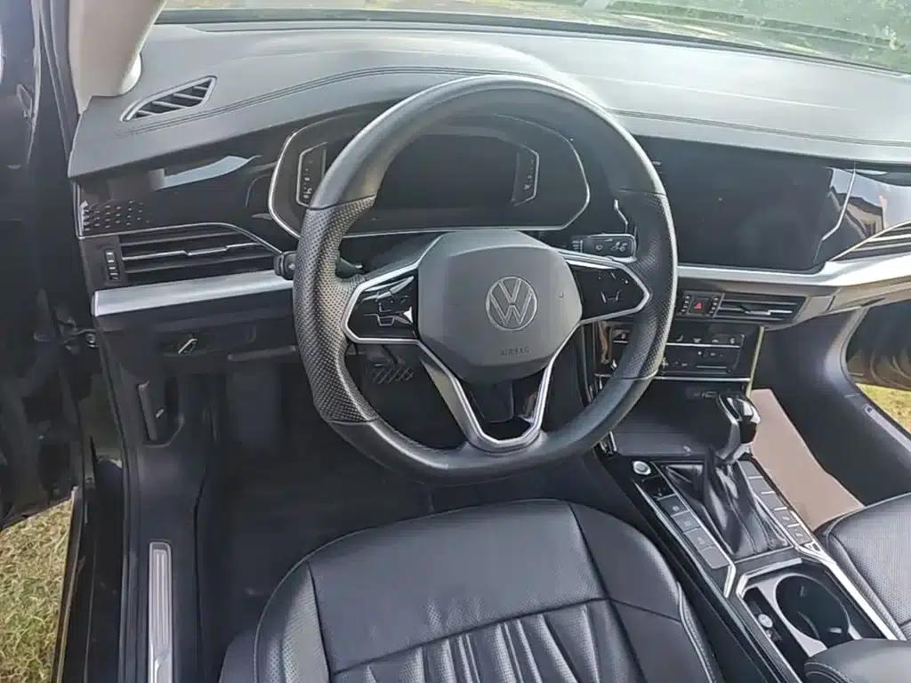 2022 Volkswagen Passat 330TSI Starry Sky Luxury Edition — миниатюра 11