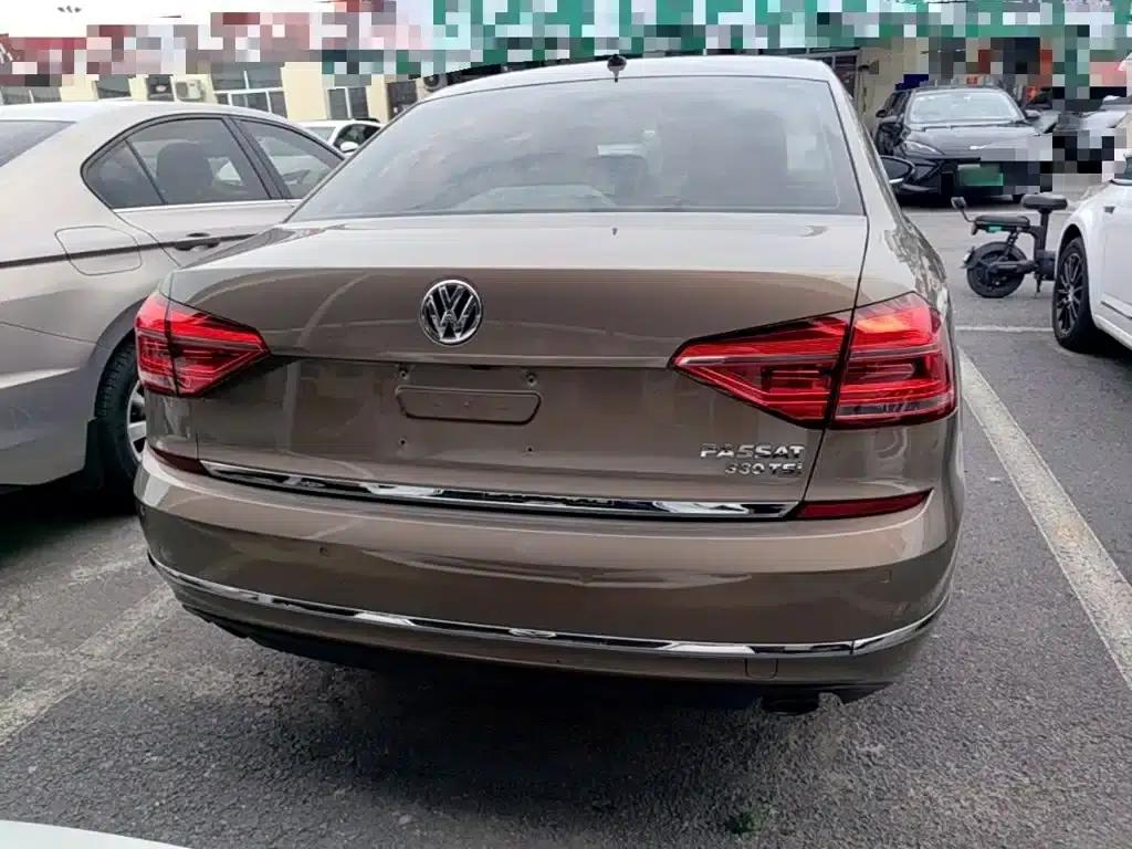 2016 Passat 330TSI DSG Royal Edition — миниатюра 6