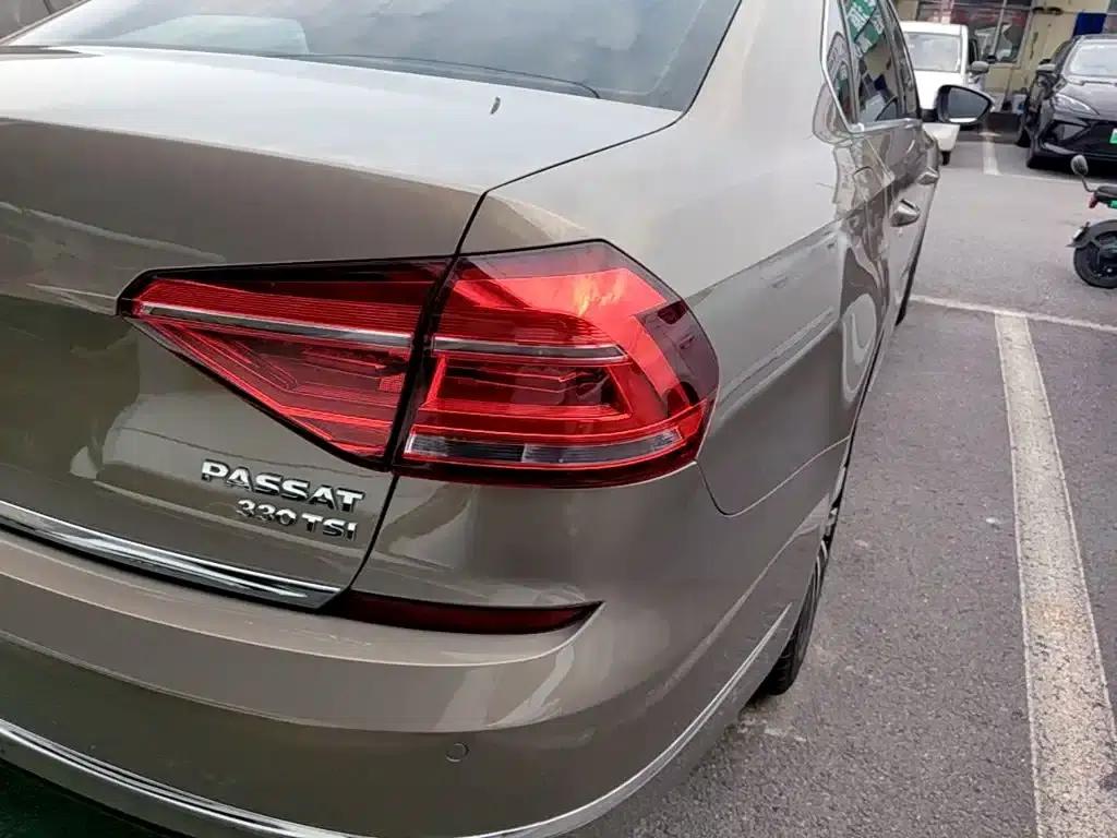 2016 Passat 330TSI DSG Royal Edition — миниатюра 8