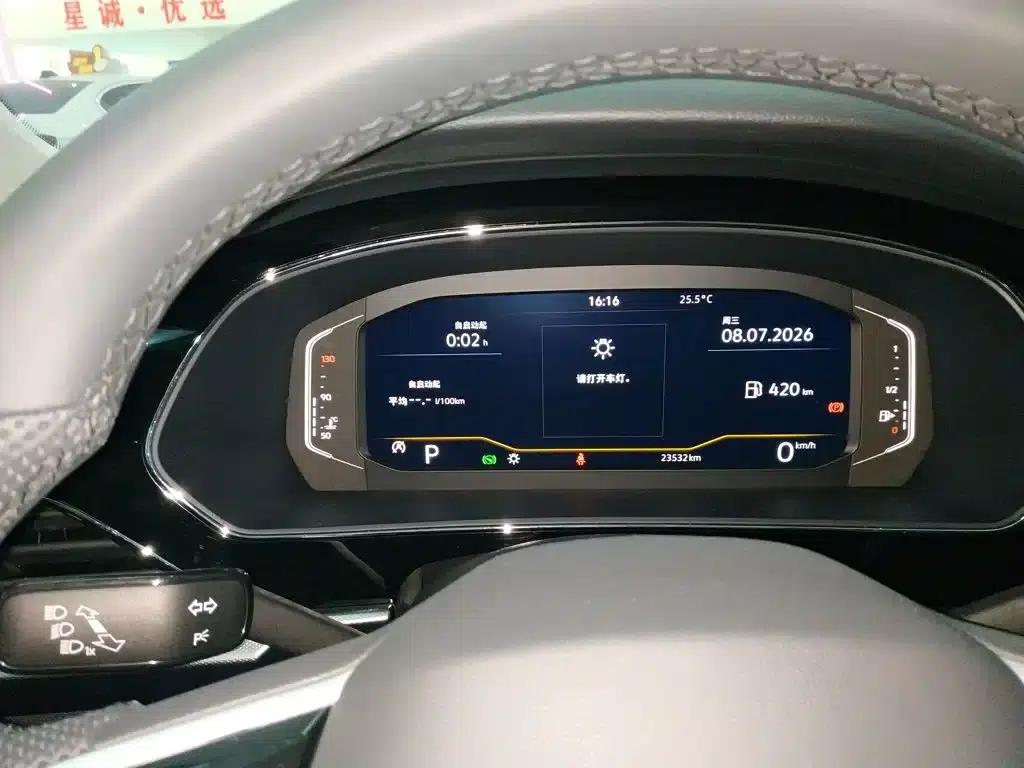 2024 Passat 380TSI Starry Sky Dragon Edition — миниатюра 12