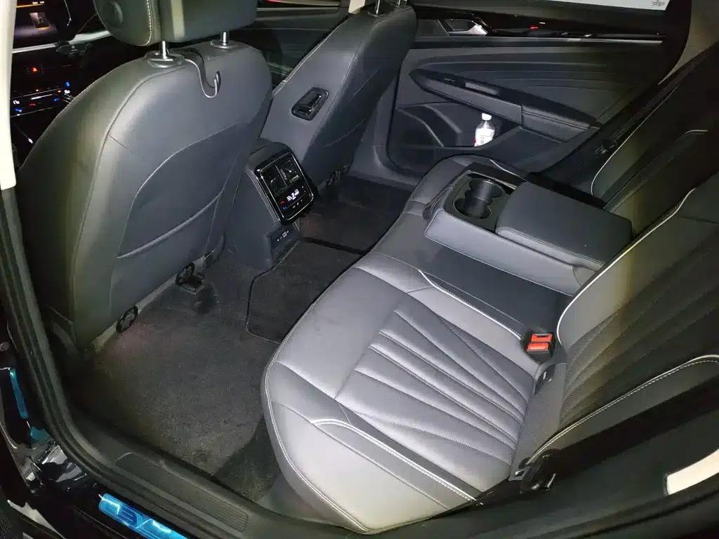2024 Passat 380TSI Starry Sky Dragon Edition — миниатюра 17