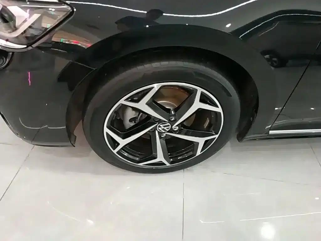 2024 Passat 380TSI Starry Sky Dragon Edition — миниатюра 23