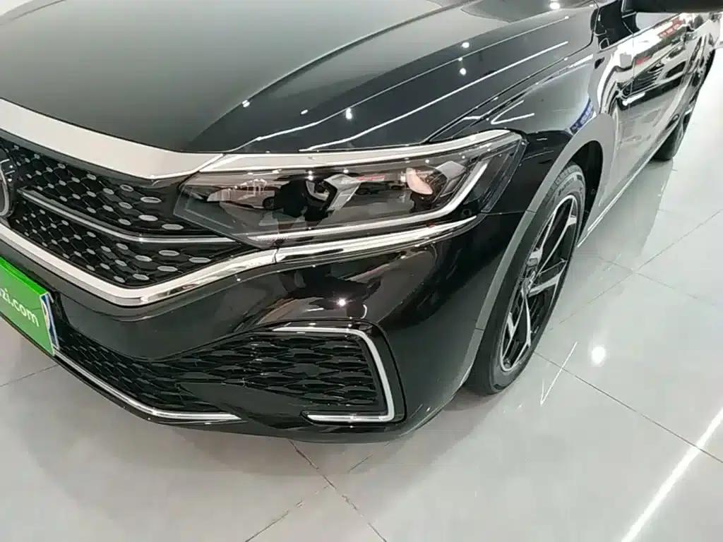 2024 Passat 380TSI Starry Sky Dragon Edition — миниатюра 24