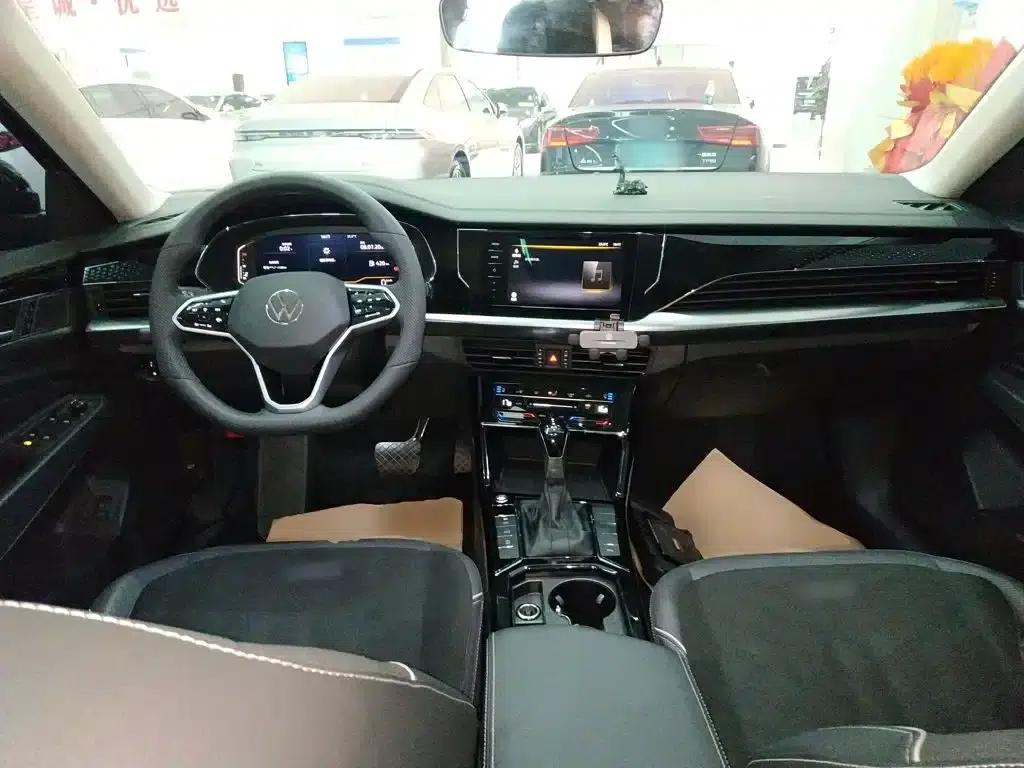 2024 Passat 380TSI Starry Sky Dragon Edition — миниатюра 10