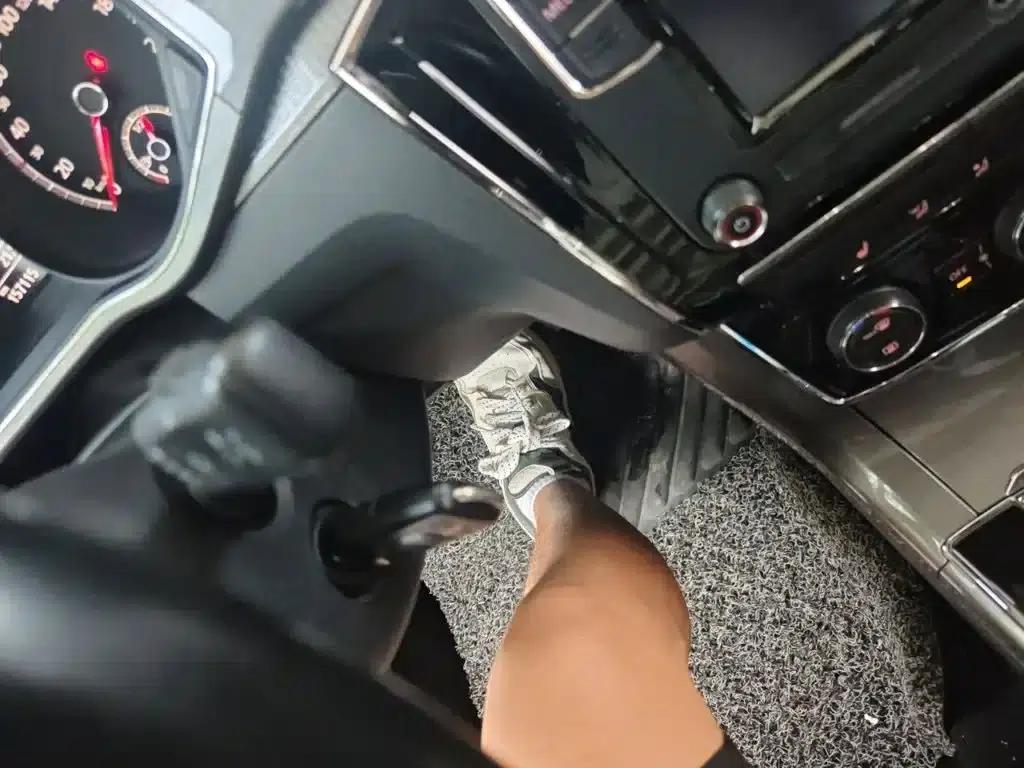 2016 Passat 330TSI DSG Premium Edition — миниатюра 12