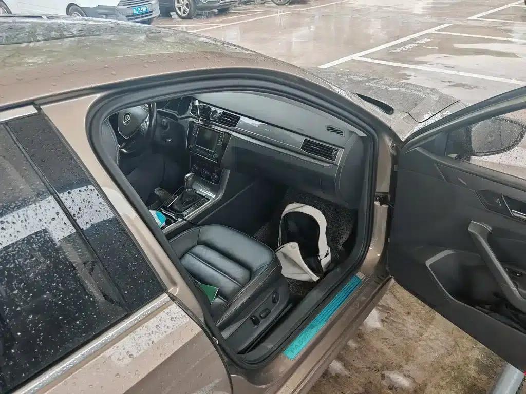 2016 Passat 330TSI DSG Premium Edition — миниатюра 20