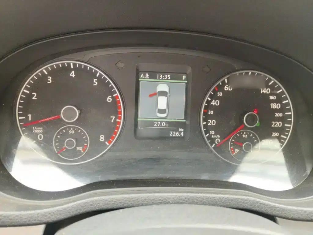 2014 Passat 1.8TSI DSG Royal Navigation Edition — миниатюра 4