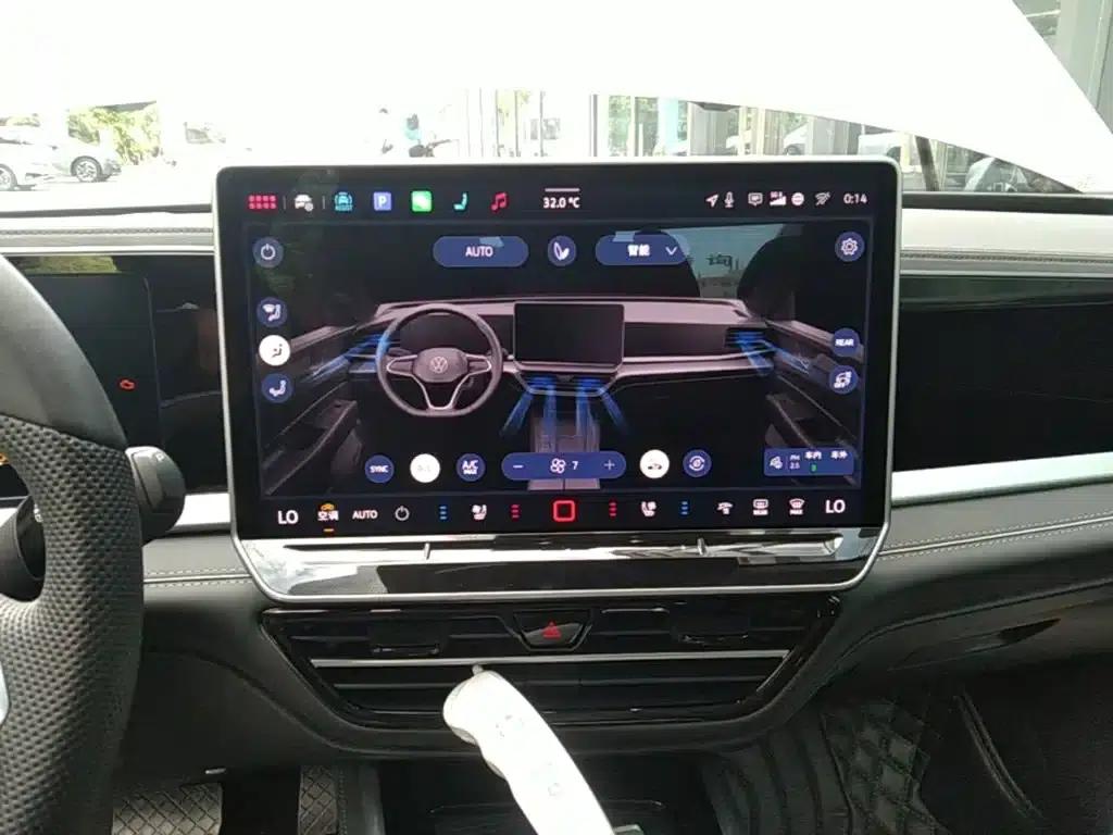 2025 Passat Pro 380TSI Starry Dragon Edition — миниатюра 13