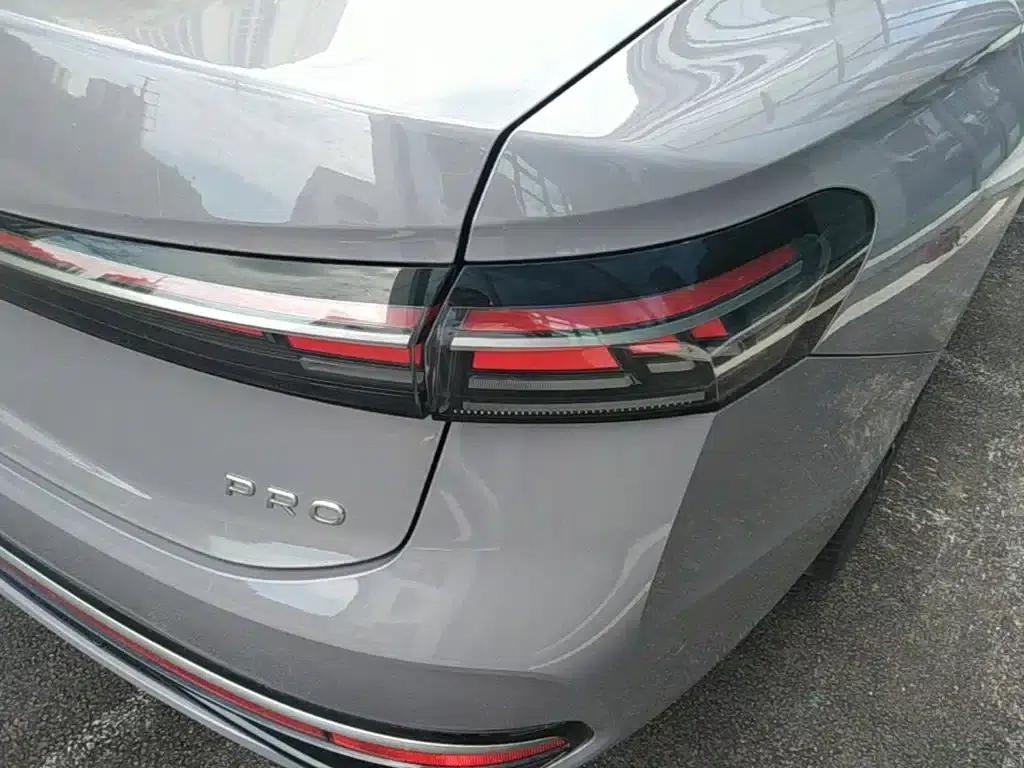 2025 Passat Pro 380TSI Starry Dragon Edition — миниатюра 8