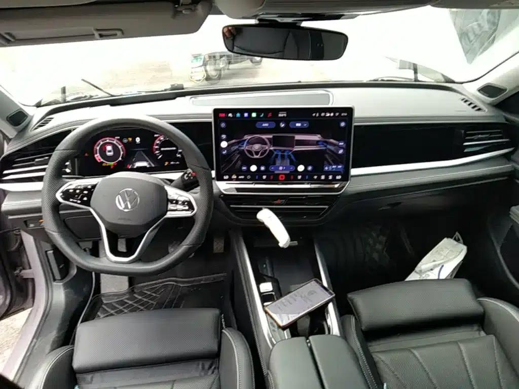 2025 Passat Pro 380TSI Starry Dragon Edition — миниатюра 10