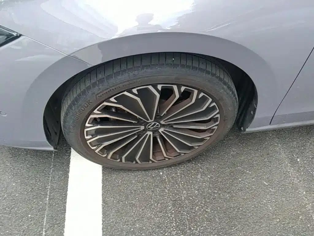 2025 Passat Pro 380TSI Dragon Edition — миниатюра 23