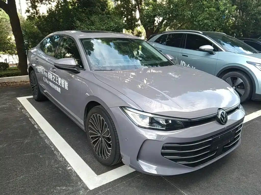 2025 Passat Pro 380TSI Dragon Edition — миниатюра 4