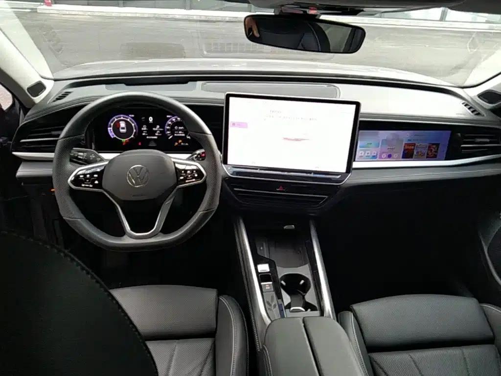 2025 Passat Pro 380TSI Dragon Edition — миниатюра 10