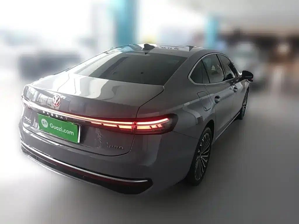 2025 Passat Pro 380TSI Dragon Edition — миниатюра 12