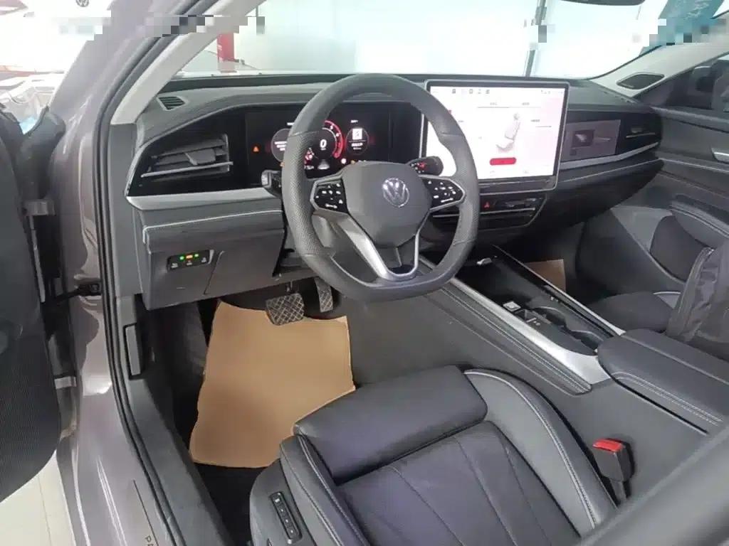 2025 Passat Pro 380TSI Dragon Edition — миниатюра 16