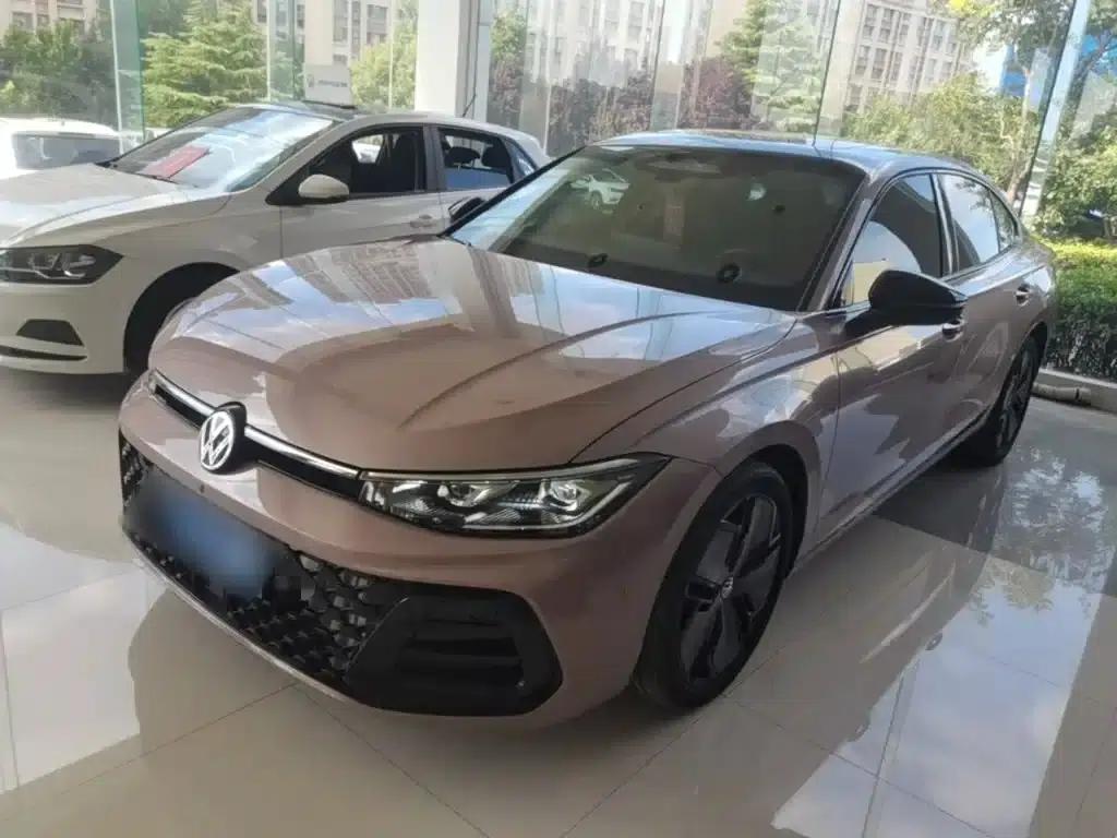 2025 Passat Pro 380TSI Starry Dragon Edition — миниатюра 2