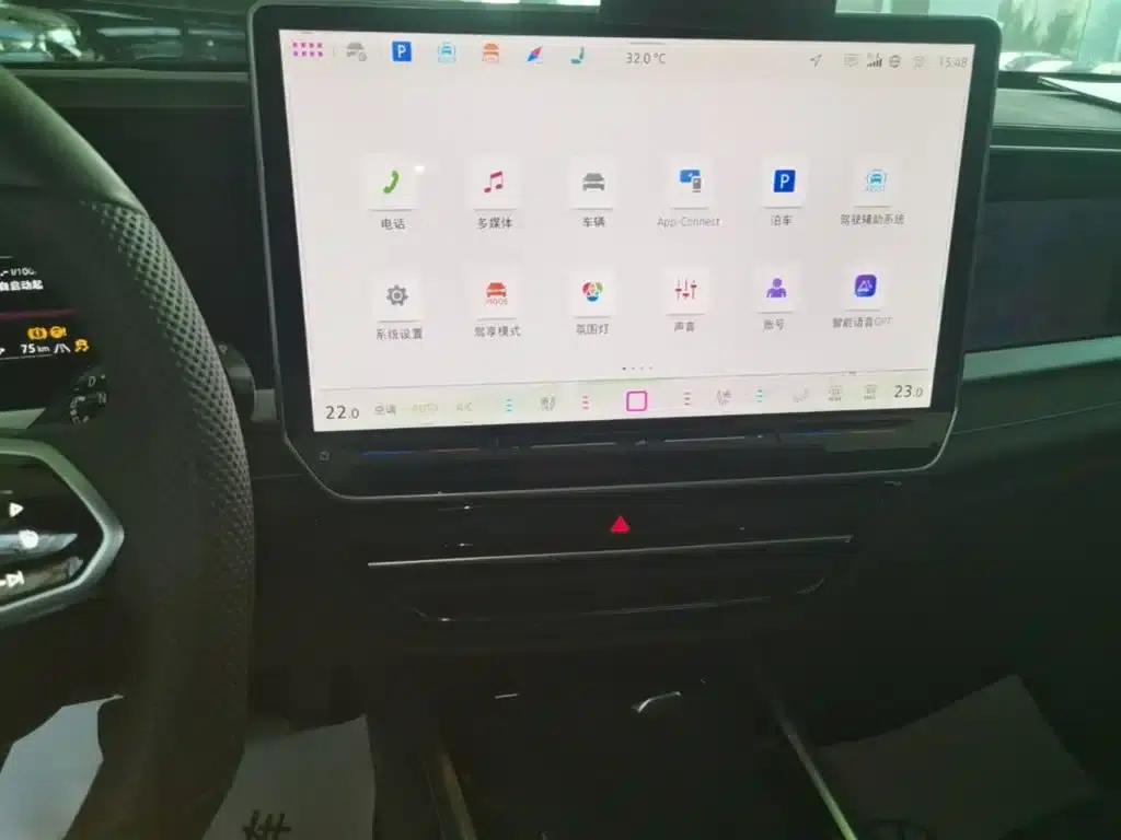 2025 Passat Pro 380TSI Starry Dragon Edition — миниатюра 13