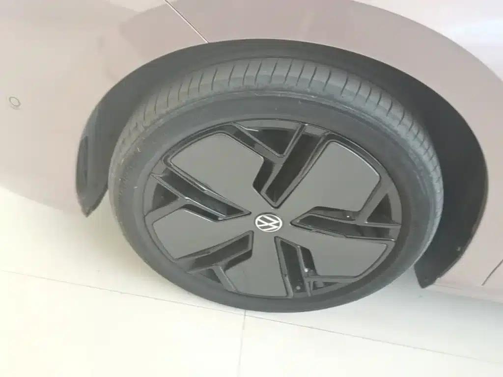 2025 Passat Pro 380TSI Starry Dragon Edition — миниатюра 23