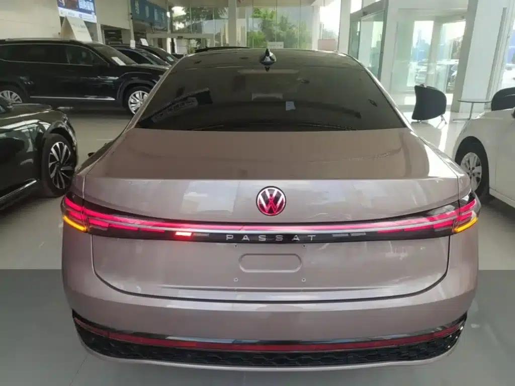 2025 Passat Pro 380TSI Starry Dragon Edition — миниатюра 6