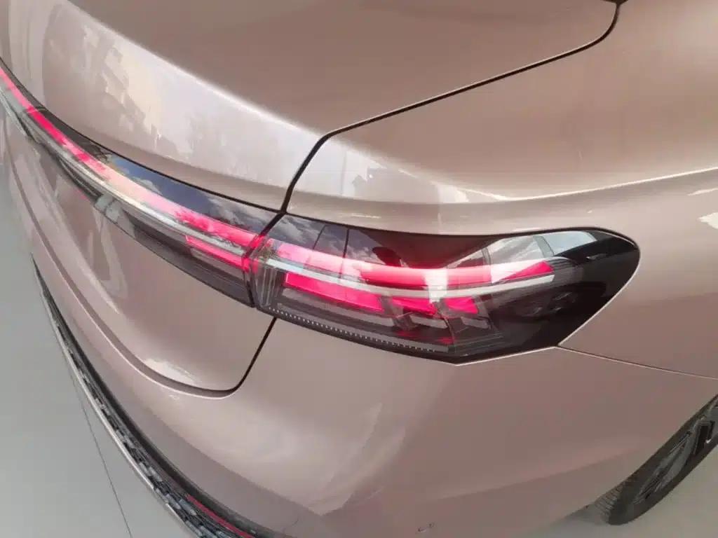 2025 Passat Pro 380TSI Starry Dragon Edition — миниатюра 8