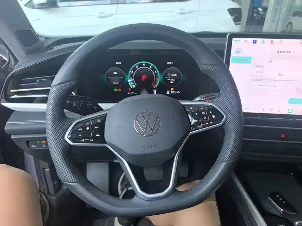 2025 Passat Pro 380TSI Dragon Edition — миниатюра 11