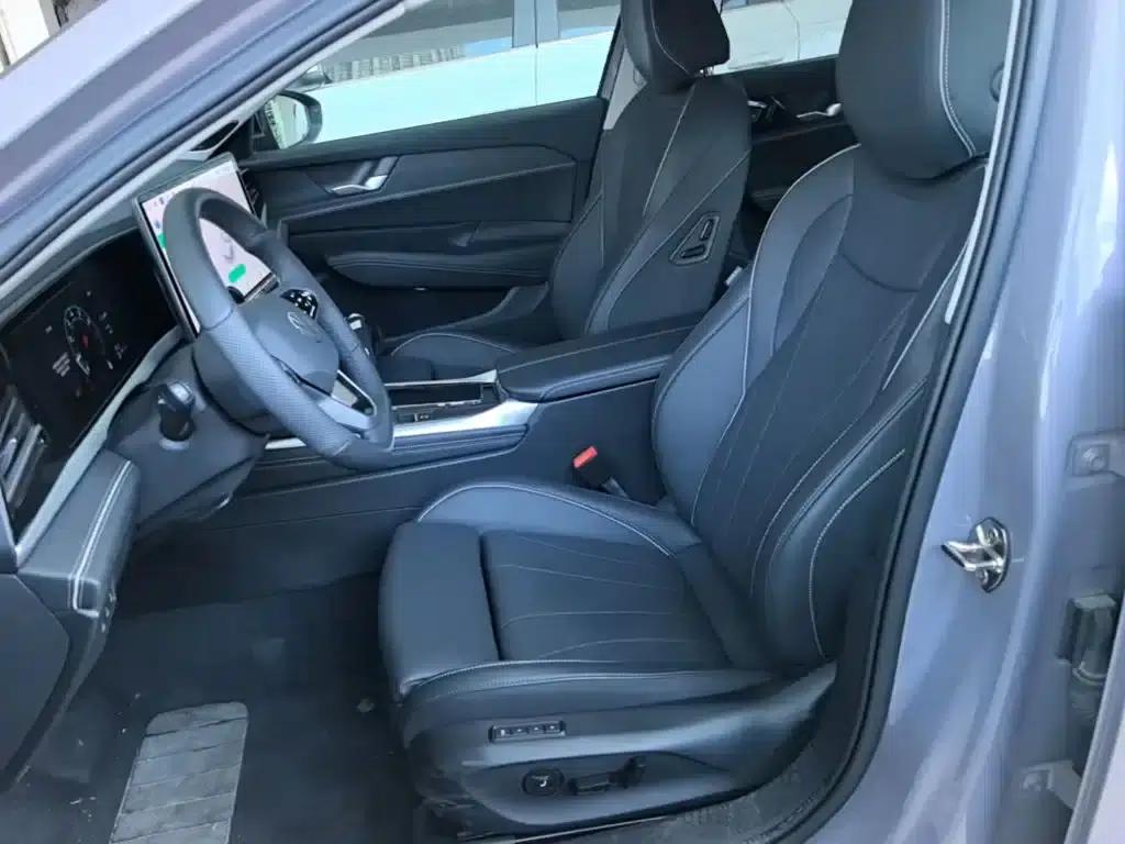 2025 Passat Pro 380TSI Dragon Edition — миниатюра 15