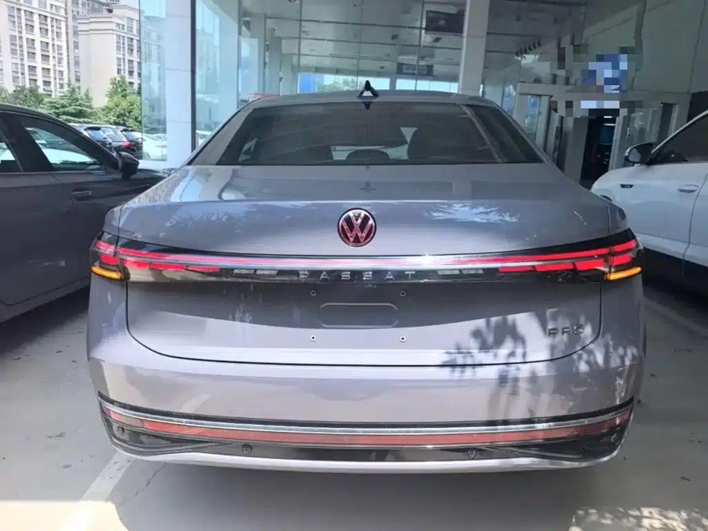 2025 Passat Pro 380TSI Dragon Edition — миниатюра 6