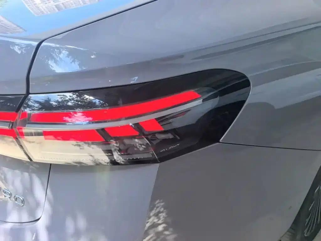 2025 Passat Pro 380TSI Dragon Edition — миниатюра 8