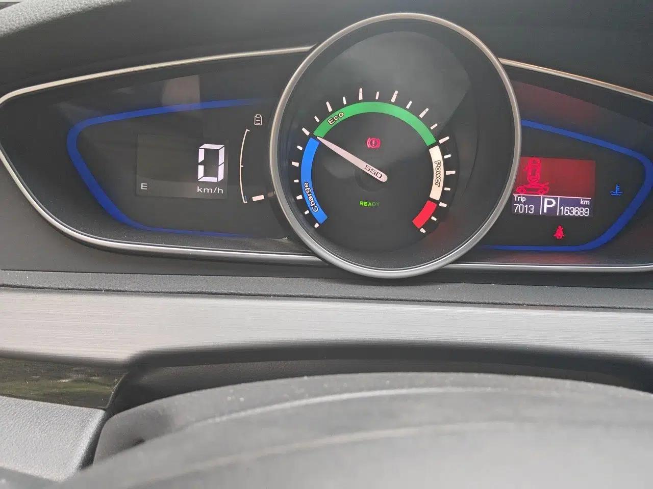 Roewe e550 2016 Flagship Edition — миниатюра 12