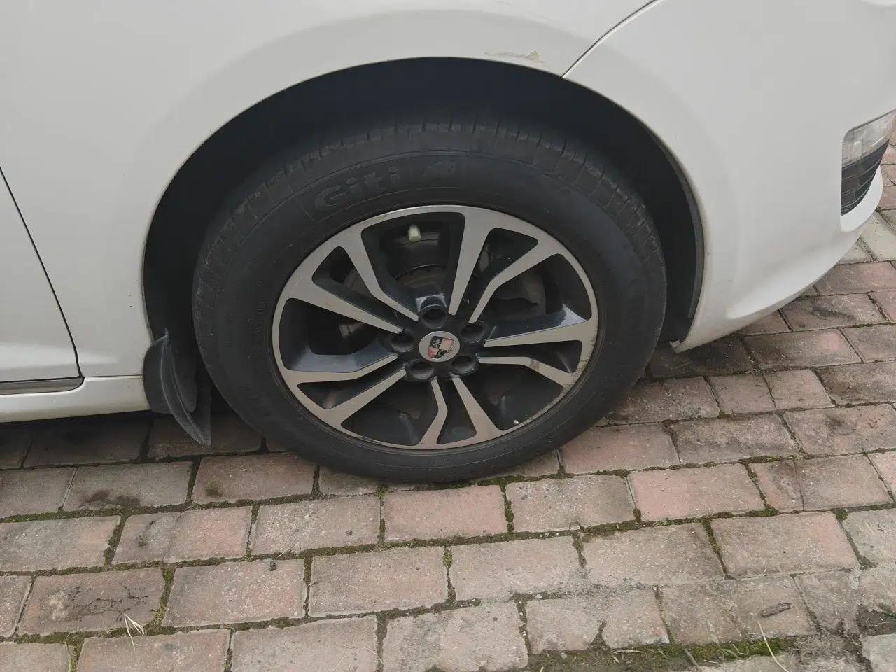 Roewe e550 2016 Flagship Edition — миниатюра 8