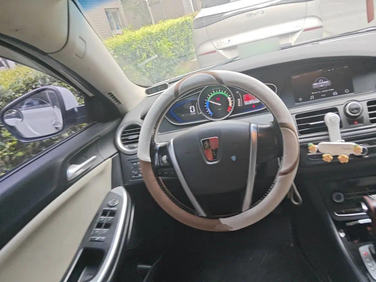 Roewe e550 2016 Flagship Edition — миниатюра 10