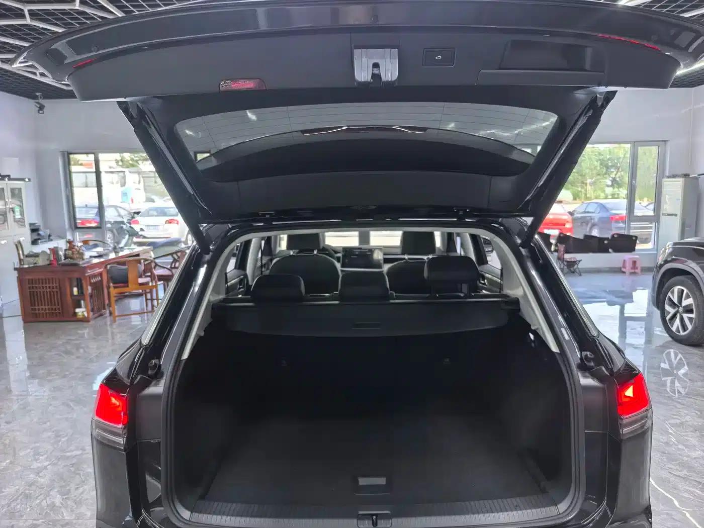 Tayron 2023 280TSI 2WD Luxury Plus Advanced Edition — миниатюра 14