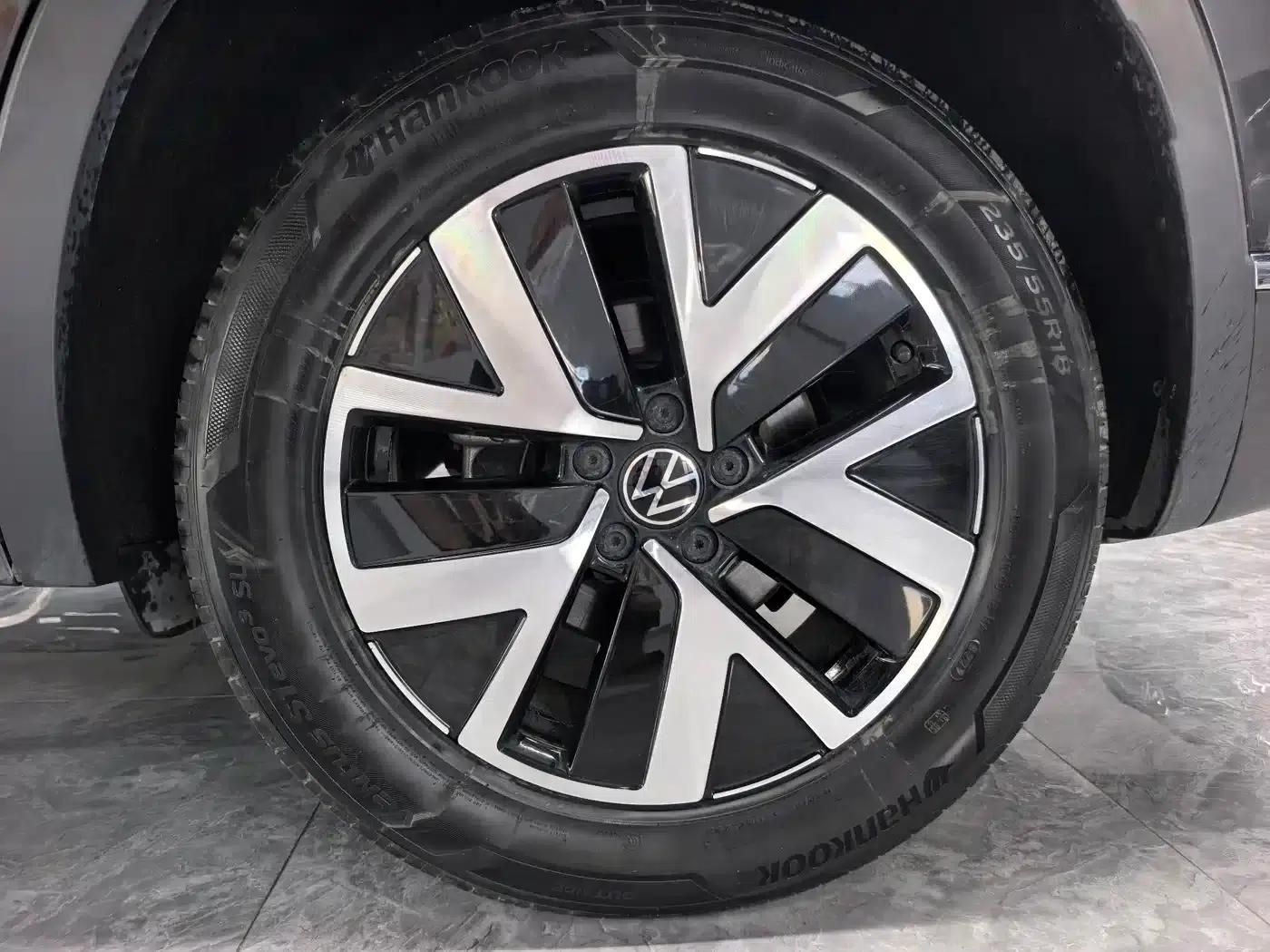 Tayron 2023 280TSI 2WD Luxury Plus Advanced Edition — миниатюра 15