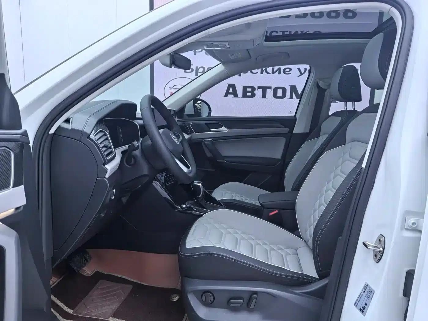 Tayron 2023 280TSI 2WD Luxury Plus Advanced Edition — миниатюра 4