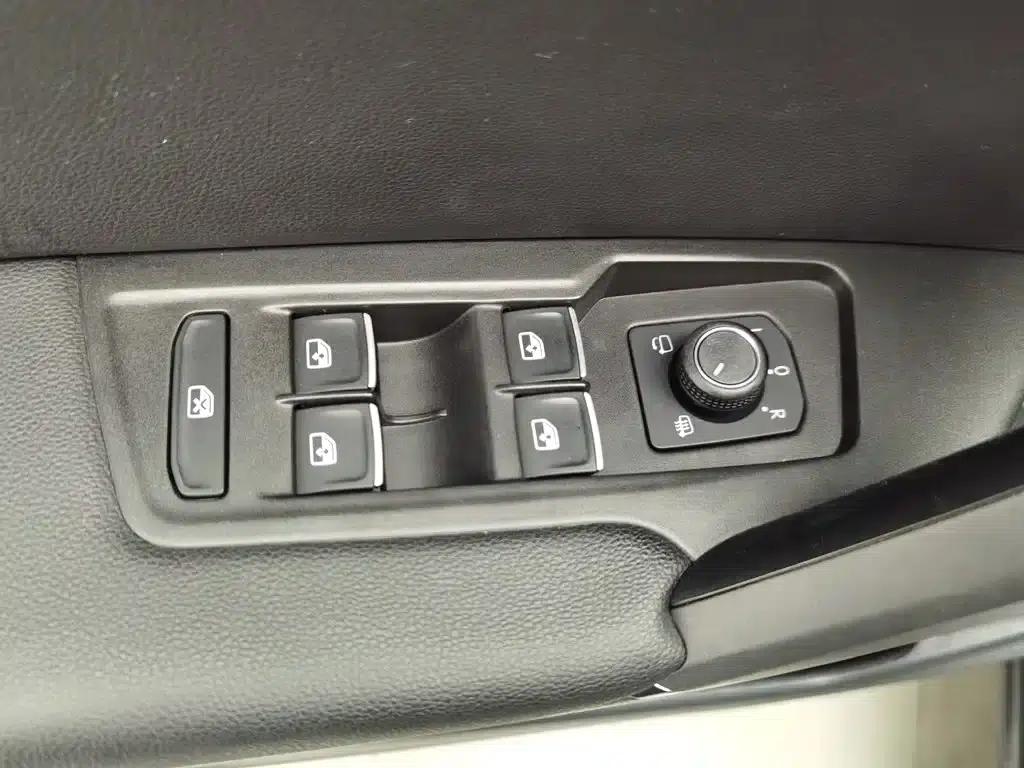 Tayron 2021 280TSI 2WD Luxury Intelligent Edition — миниатюра 9